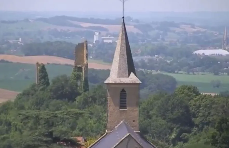 Gite Chambre D'Hotes Insolite Dans Un Pigeonnier A 5 Minutes De Marciac Gers Monlezun ベッド・アンド・ブレックファスト