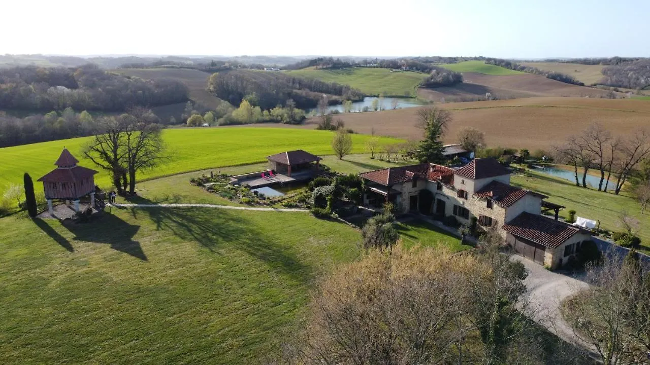 Gite Chambre D'Hotes Insolite Dans Un Pigeonnier A 5 Minutes De Marciac Gers Monlezun